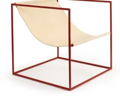 Fauteuil en métal rouge et cuir beige 62x62x61cm Solo Seat - valerie_objects