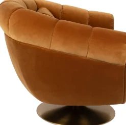 Fauteuil en polyester effet velours marron et bois d'eucalyptus 88x82x79cm Whiskey - Dutchbone