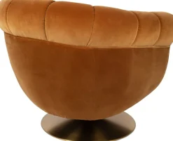 Fauteuil en polyester effet velours marron et bois d'eucalyptus 88x82x79cm Whiskey - Dutchbone