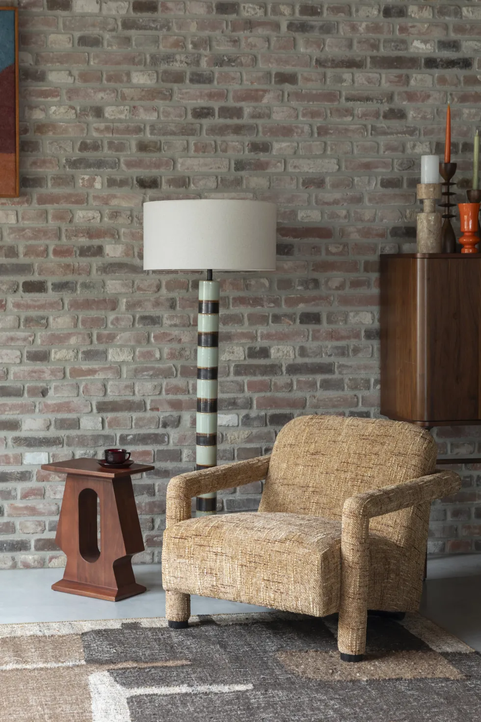 Fauteuil en polyester ocre 86x74x66cm Kent - Dutchbone