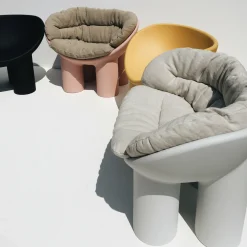 Fauteuil en polyéthylène jaune ocre Roly Poly - Driade