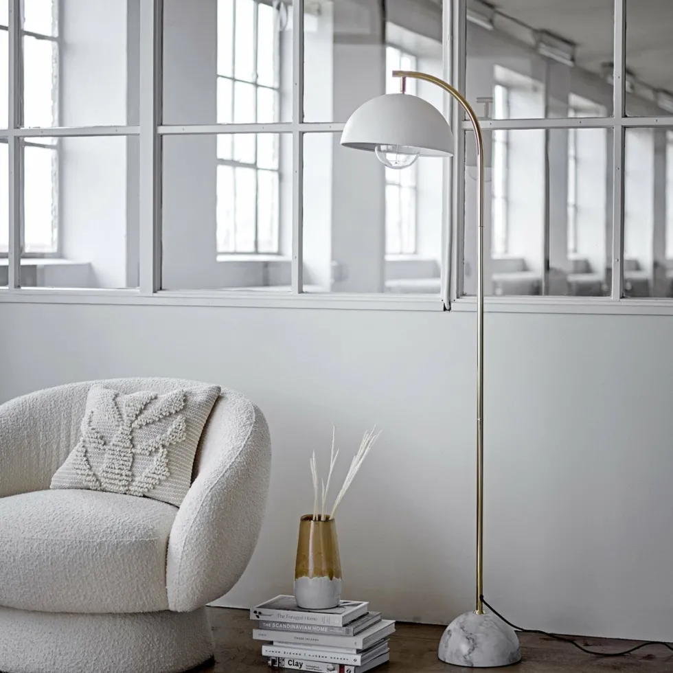 Fauteuil en tissu bouclé Ted - Bloomingville