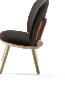 Fauteuil en velours marron Naïve - EMKO