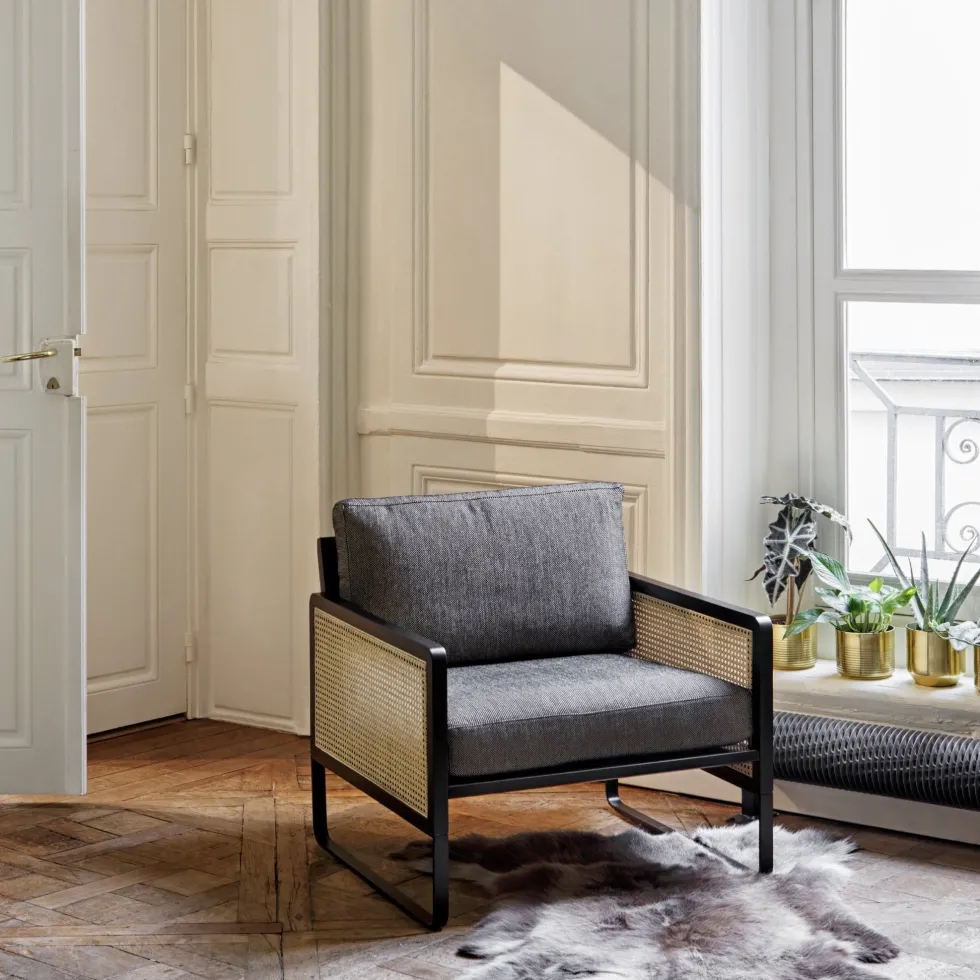 Fauteuil en velours orange et en chêne Cannage - RED Edition