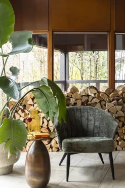 Fauteuil en velours vert Georgia - Dutchbone