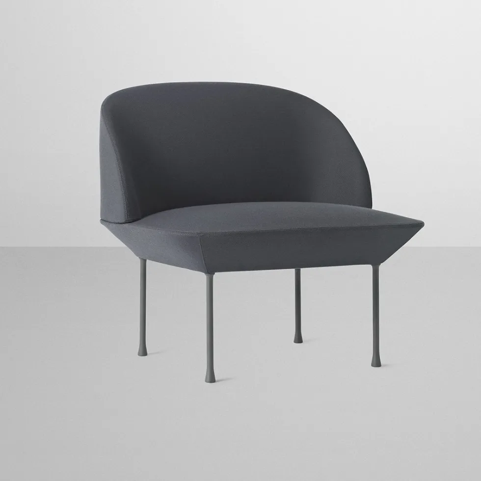 Fauteuil gris foncé pieds gris foncé Oslo - Muuto