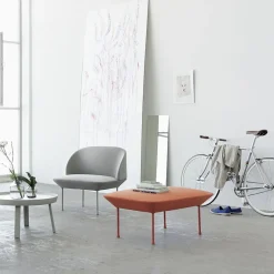Fauteuil gris foncé pieds gris foncé Oslo - Muuto