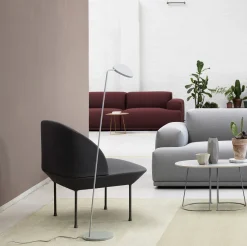 Fauteuil gris foncé pieds gris foncé Oslo - Muuto