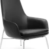 Fauteuil haut avec pieds en chrome et assise en cuir noir Era - Normann Copenhagen