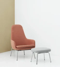 Fauteuil haut avec pieds en chrome et assise en cuir noir Era - Normann Copenhagen