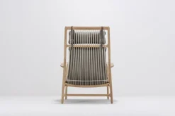 Fauteuil lounge en chêne et cuir gris Dedo - Gazzda