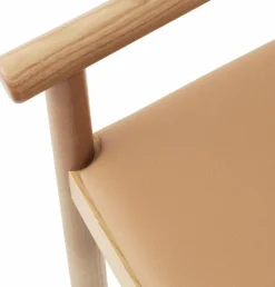 Fauteuil lounge en frêne brun et cuir camel Timb Tan/ Ultra Leather Camel - Normann Copenhagen