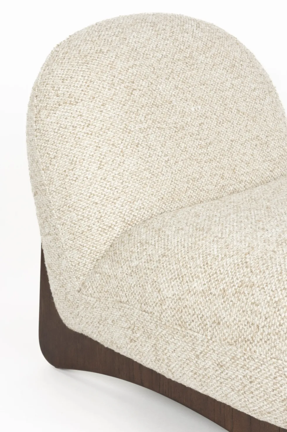 Fauteuil lounge en tissu beige et bois de frêne Loom - Dutchbone