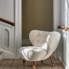Fauteuil noyer et peau de mouton détails laiton Little Petra VB1 Edition Limitée - &tradition