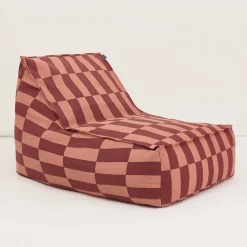 Fauteuil pouf en coton bio à carreaux rouge et rose 70 x 105 x 57 cm Vibes - Nobodinoz