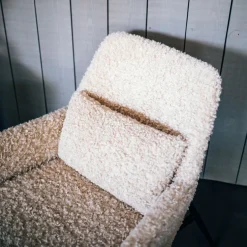 Fauteuil relax en tissu bouclé beige 66x75x77cm Hailey - Pomax