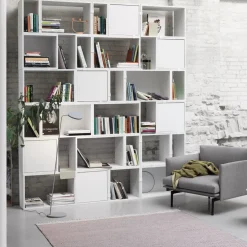 Grande bibliothèque blanche en chêne Stacked - Muuto
