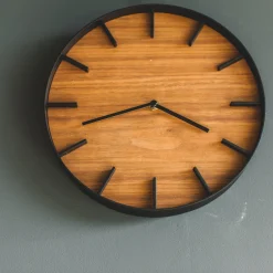 Horloge murale en bois foncé Rin - Yamazaki