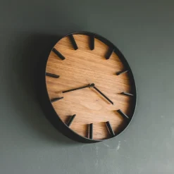 Horloge murale en bois foncé Rin - Yamazaki
