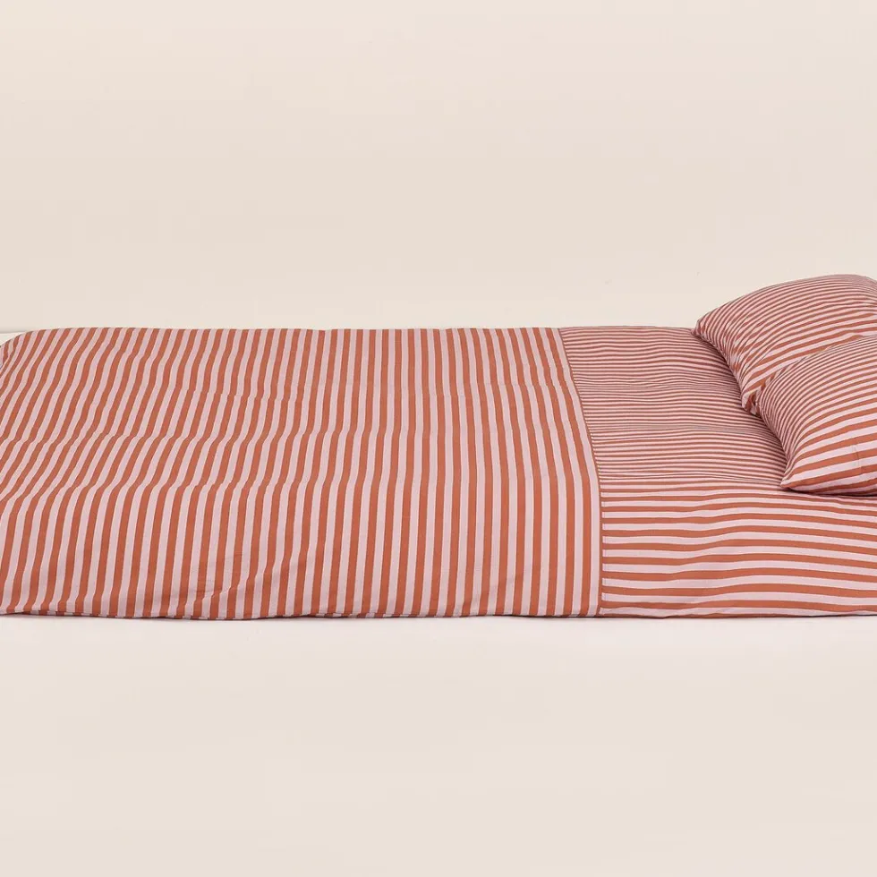 Housse de couette lit double en popeline de coton bio à rayures rouge et rose 240 x 220 cm Leonard - Nobodinoz