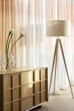Lampadaire avec trépied en métal beige et abat jour en tissu beige 50x157cm Tripod - Zuiver