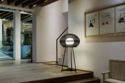 Lampadaire d'extérieur en aluminium blanc et abat-jour blanc ivoire 133cm Garota P/02 - Bover
