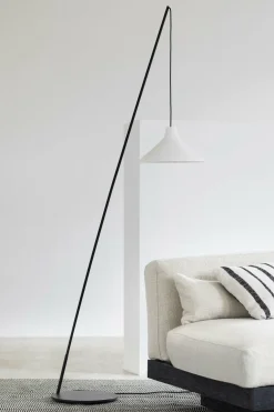 Lampadaire en acier et porcelaine blanc 196 cm Seam - Serax