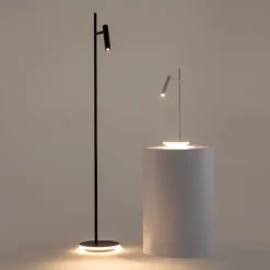 Lampadaire en aluminium noir 138x24cm Estudo - Maytoni