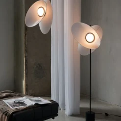 Lampadaire en aluminium noir 157x52cm Evolution - Maytoni