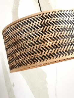 Lampadaire en bambou naturel avec abat-jour en bois noir et naturel 176x50 cm Java - Good & Mojo
