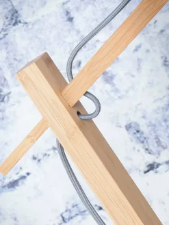 Lampadaire en bambou naturel avec abat-jour en bois noir et naturel 176x50 cm Java - Good & Mojo