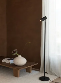 Lampadaire en bambou noir 141cm Java - Good & Mojo