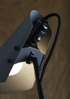 Lampadaire en métal noir 145cm Vincent - Belid