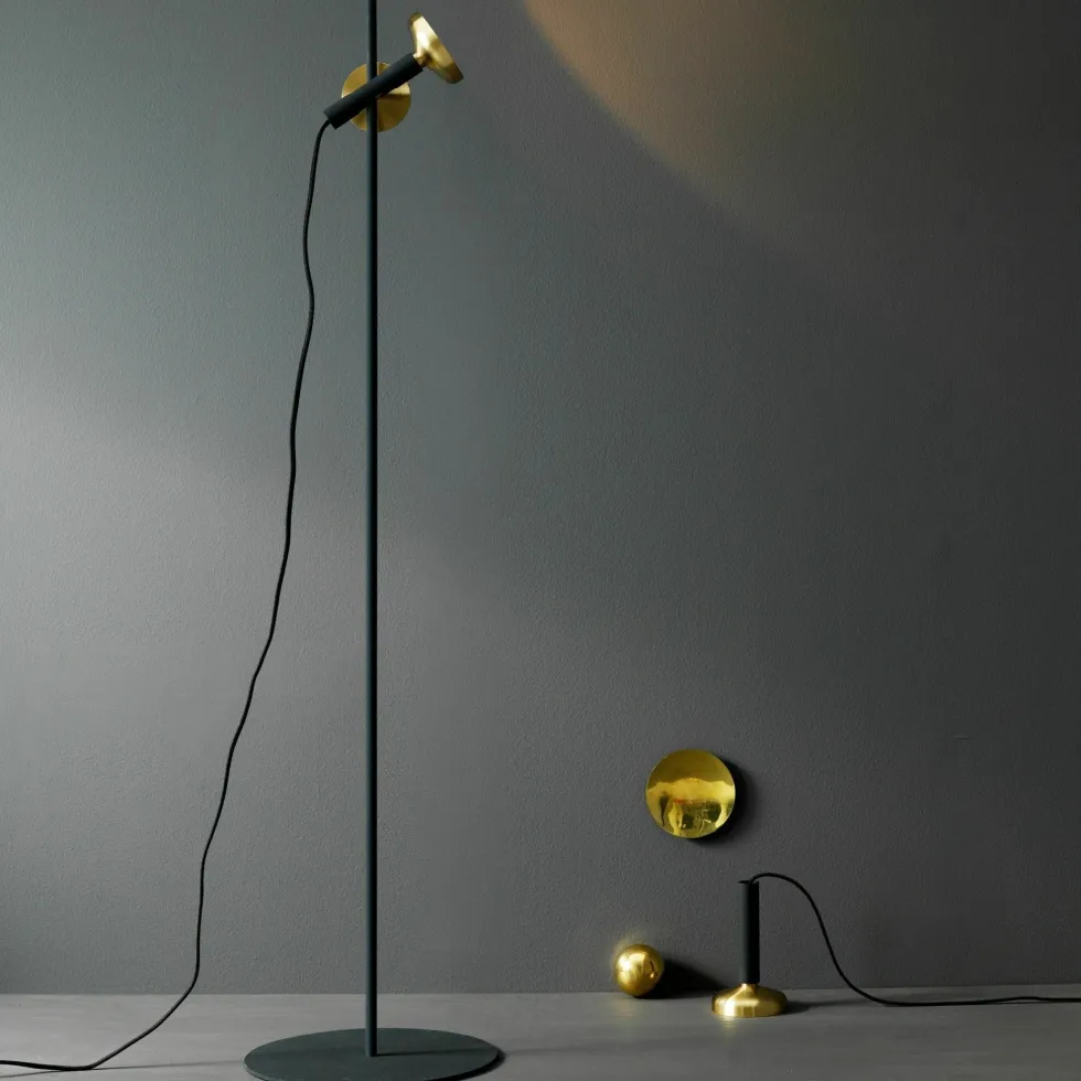 Lampadaire en métal noir et laiton Blend - Pholc