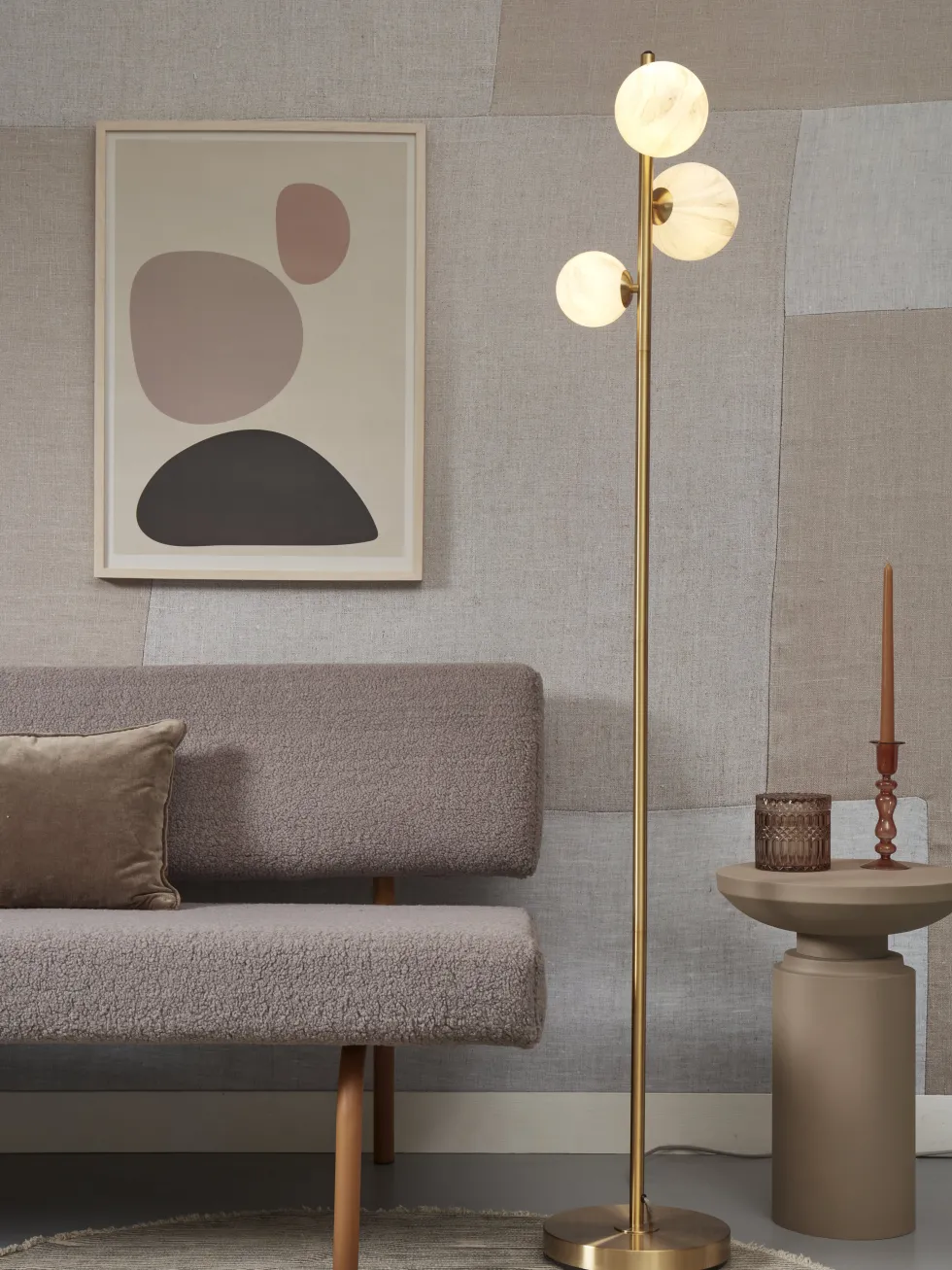 Lampadaire 3 globes en verre effet marbre blanc 160cm Carrara - It's about Romi