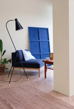 Lampadaire à trois pieds en métal noir 33cm Miles - Dyberg Larsen