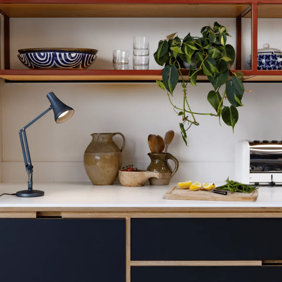 Lampe de bureau en acier bleu et gris Mini 90 - Anglepoise
