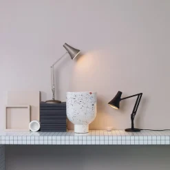 Lampe de bureau en aluminium noir 18 x 52 cm Mini Mini 90 - Anglepoise
