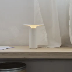Lampe de table gris en céramique 21 x 20 cm Nais - Pott