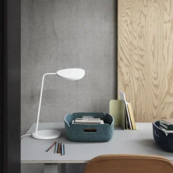 Lampe de table noire 41,5 cm Leaf - Muuto