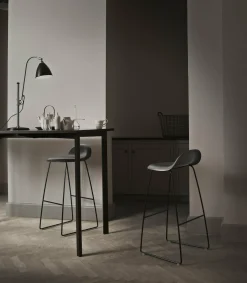 Lampe de table noir en laiton BL1 - Gubi