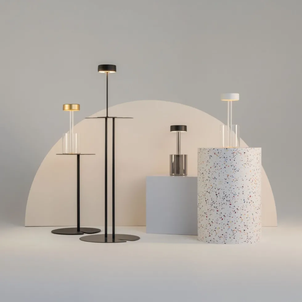 Lampe de table portable en aluminium blanc et vase en verre 12x34,8cm AI Collaboration - Maytoni
