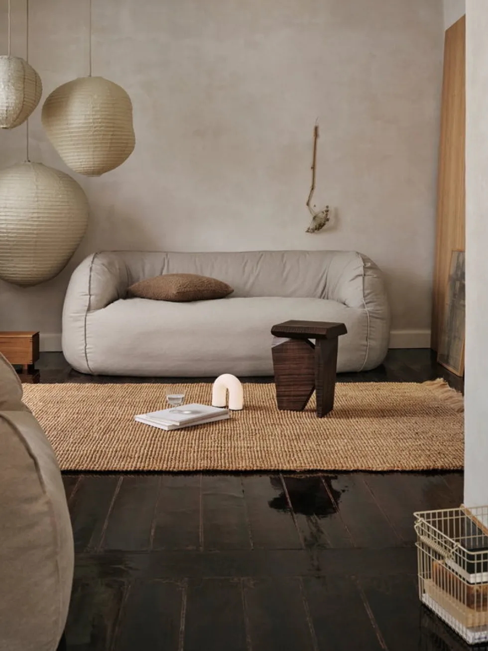 Lampe de table portable en plastique et acier laiton 15,5cm Vuelta - Ferm Living