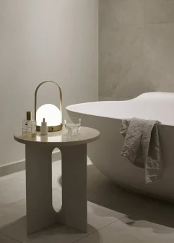Lampe de table portable en verre et laiton 13,5x24,5cm Carrie - Audo