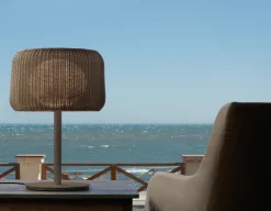 Lampe d'extérieur en aluminium blanc et abat-jour beige clair 50x70cm Fora - Bover