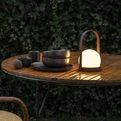 Lampe LED à poser doré Carrie - Audo