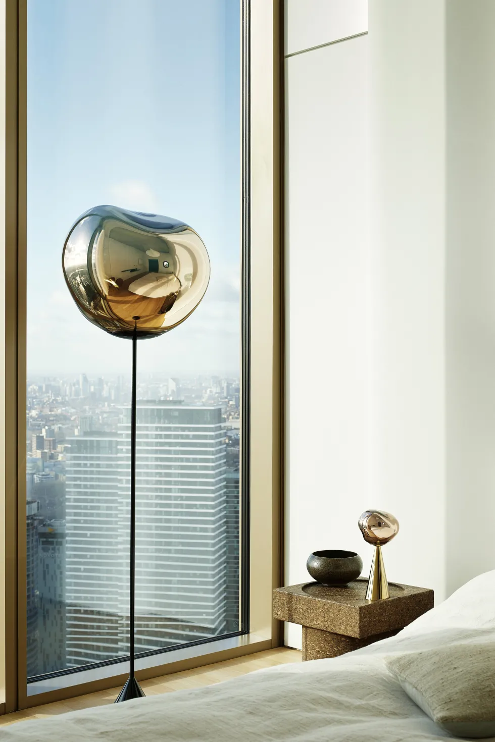 Lampe portable en abs doré 28cm Melt - Tom Dixon