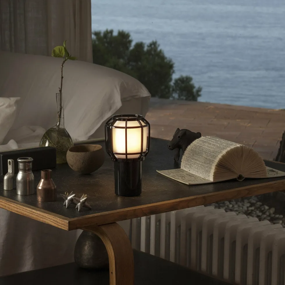 Lampe portable noire Chispa - Marset