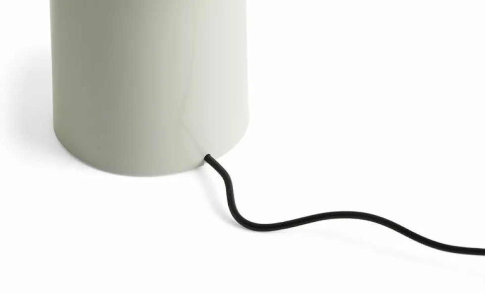 Lampe portable noire 23x23cm Pao - HAY