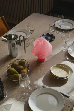 Lampe portable peach sorbet 23 cm Soft serve - Crème Atelier